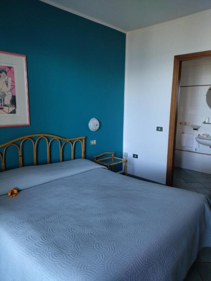 Albergo Il Biancospino Sirmione Exterior foto