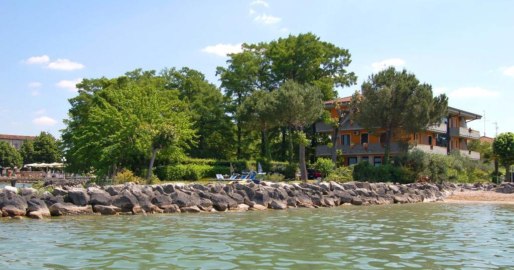 Albergo Il Biancospino Sirmione Exterior foto